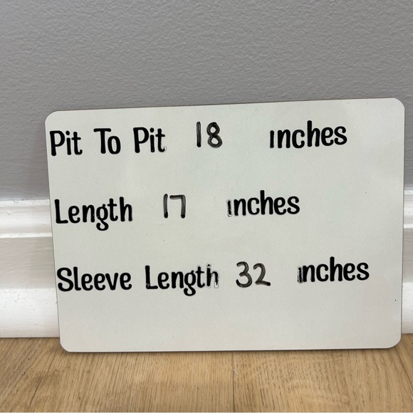 NWT American Eagle Outfitters Brown Button-Down Stretch Shirt Women’s Medium - Picture 6 of 6